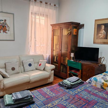 Studio Borgo Colonne Парма Экстерьер фото