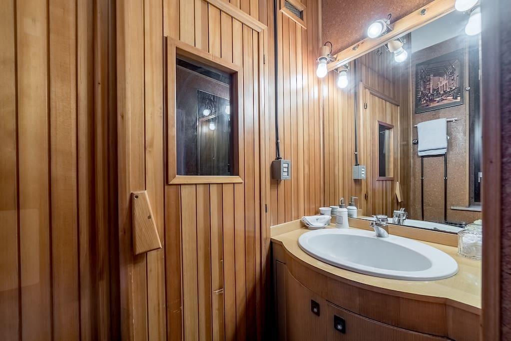 Studio Borgo Colonne Парма Экстерьер фото